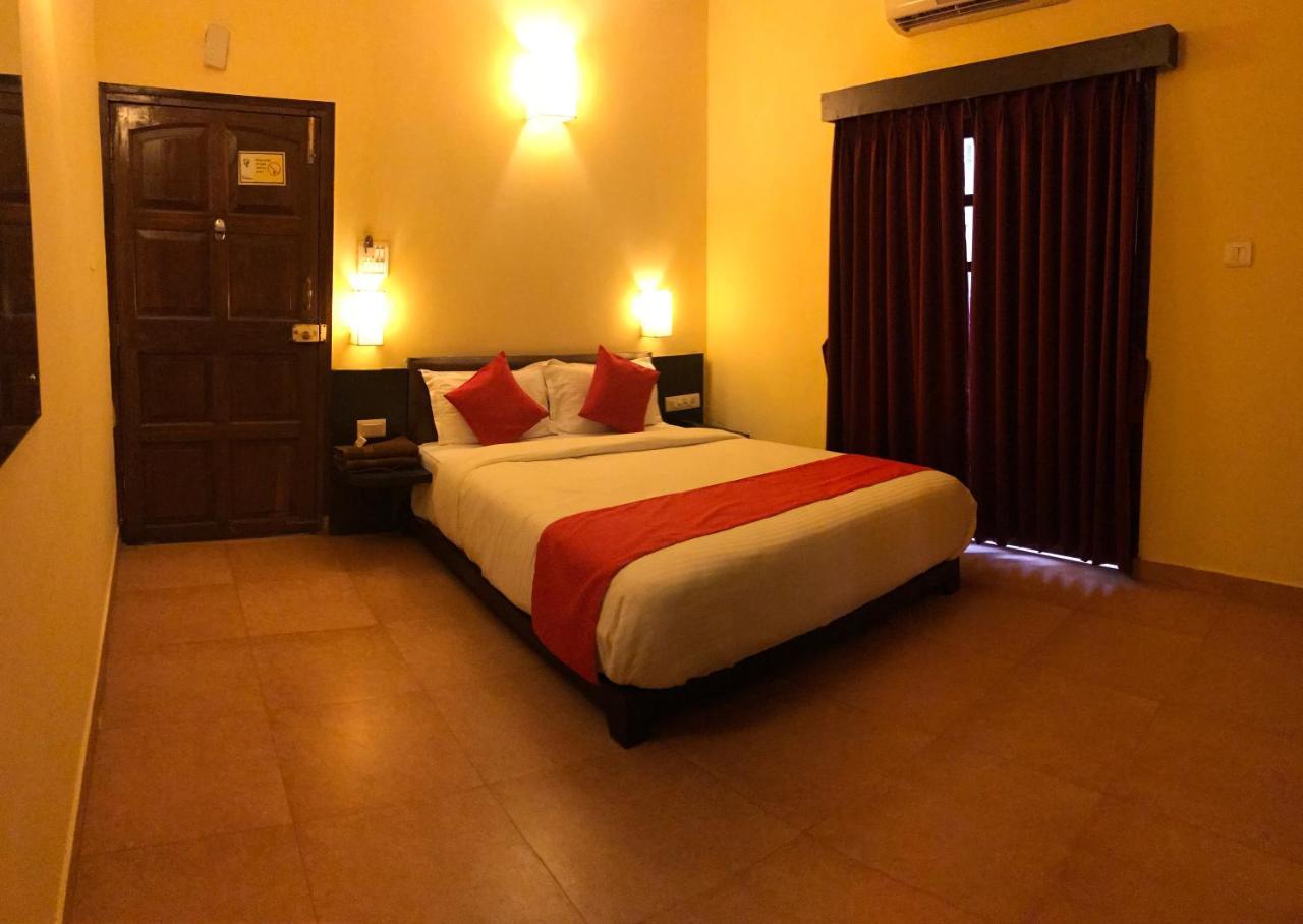 De Sai Palace Calangute Extérieur photo