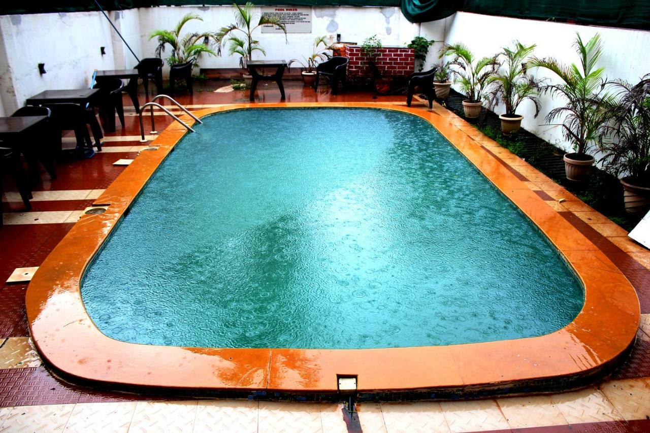 De Sai Palace Calangute Extérieur photo